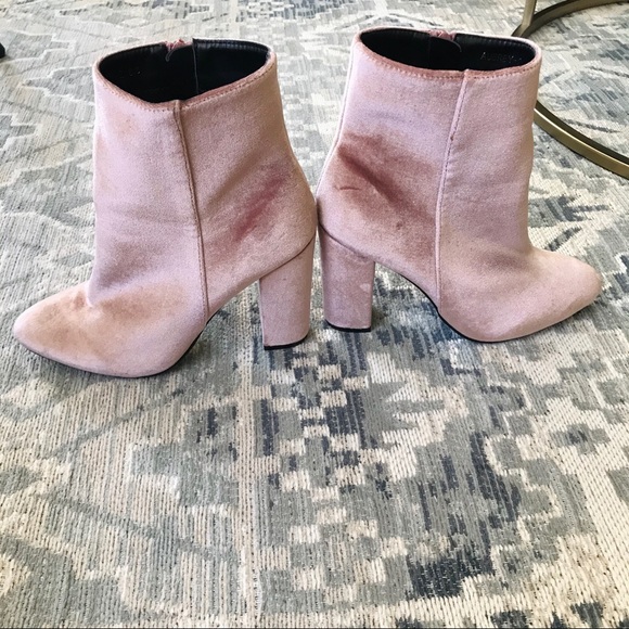 Velvet blush pink booties - Picture 5 of 6